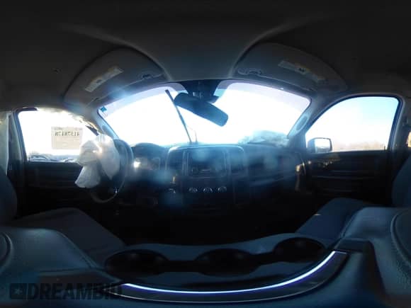 2017 Ram 1500 Tradesman z VIN 1C6RR7KG3HS849210, wystawiony jako IAAI lot #41578178 z przebiegiem Nie podano mil oraz . Historia ofert i sprzedaży dostępna na DreamBid. Obrazek 18.