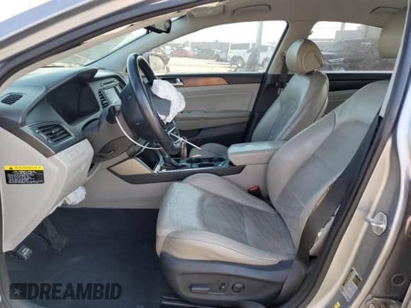 2015 Hyundai Sonata Sport с VIN 5NPE34AF7FH051529, выставлен на аукционе Copart как лот 68485485 с пробегом 117 818 миль миль и Списание • Salvage title. История ставок и продаж доступна на DreamBid. Изображение 7.