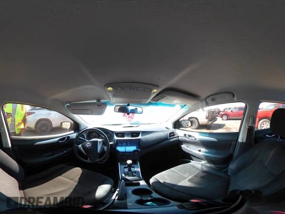 2017 Nissan Sentra S с VIN 3N1AB7AP3HY302244, выставлен на аукционе IAAI как лот 43238800 с пробегом 109 340 миль миль и . История ставок и продаж доступна на DreamBid. Изображение 19.