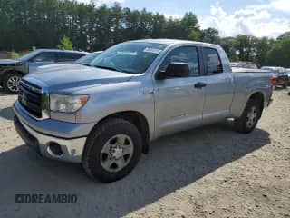 2013 Toyota Tundra с VIN 5TFUY5F16DX310710, выставлен на аукционе Copart как лот 68945315 с пробегом 186 083 миль миль и Чистый • Clean title. История ставок и продаж доступна на DreamBid. Изображение 1.