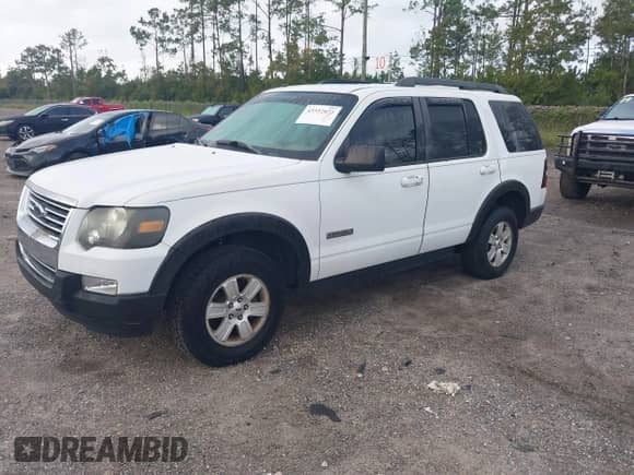 2007 Ford Explorer XLT с VIN 1FMEU63E17UB33045, выставлен на аукционе IAAI как лот 43352071 с пробегом 193 473 миль миль и . История ставок и продаж доступна на DreamBid. Изображение 2.