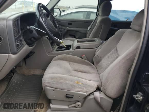 2006 Chevrolet Tahoe Z71 с VIN 1GNEC13Z36R147678, выставлен на аукционе Copart как лот 58974985 с пробегом 239 693 миль миль и Списание • Salvage title. История ставок и продаж доступна на DreamBid. Изображение 7.