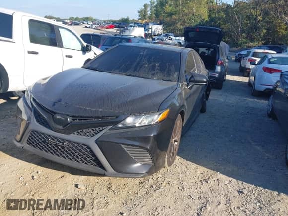 2020 Toyota Camry SE with VIN 4T1G11AK7LU927300, listed as a IAAI auction lot 43327703 with 109,497 mi miles and . Bid and sale history available at DreamBid. Image 2.