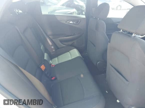 2017 Chevrolet Malibu LS с VIN 1G1ZB5ST2HF251383, выставлен на аукционе IAAI как лот 43287894 с пробегом 128 756 миль миль и . История ставок и продаж доступна на DreamBid. Изображение 8.