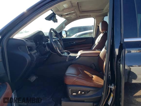 2018 Cadillac Escalade ESV Premium Luxury with VIN 1GYS4JKJ2JR221342, listed as a Copart auction lot 87886025 with 132,029 mi miles and Salvage title. Bid and sale history available at DreamBid. Image 7.