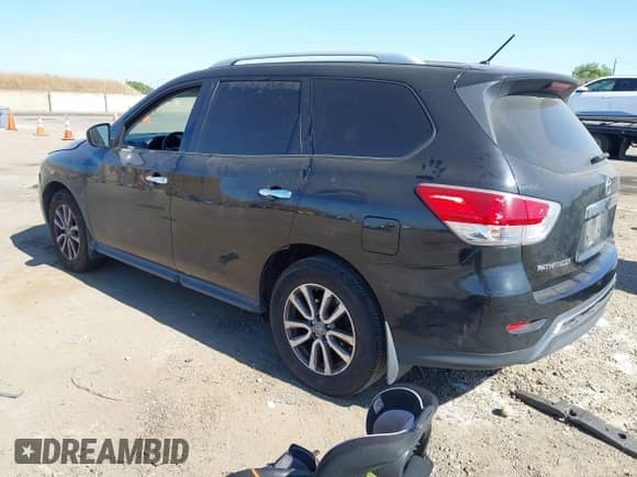 2016 Nissan Pathfinder S z VIN 5N1AR2MN9GC622533, wystawiony jako IAAI lot #42235750 z przebiegiem 170 476 mil mil oraz . Historia ofert i sprzedaży dostępna na DreamBid. Obrazek 3.