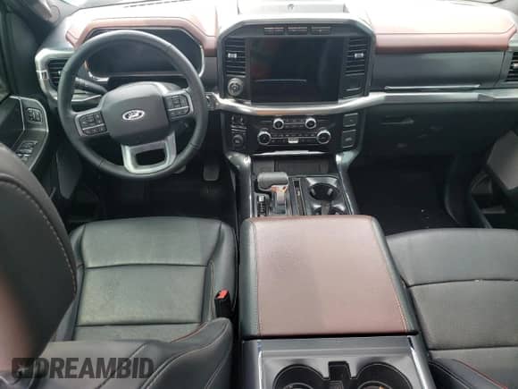 2023 Ford F-150 XL z VIN 1FTEW1EP7PFC32179, wystawiony jako Copart lot #67025025 z przebiegiem Nie podano mil oraz Czysty tytuł • Clean title. Historia ofert i sprzedaży dostępna na DreamBid. Obrazek 8.