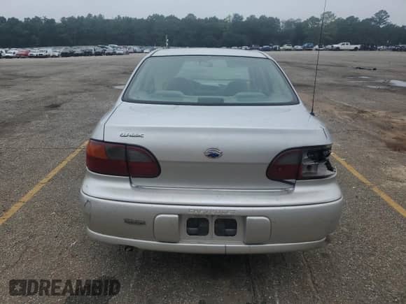 2005 Chevrolet Malibu Classic with VIN 1G1ND52F65M216324, listed as a Copart auction lot 71707924 with 149,001 mi miles and Salvage title. Bid and sale history available at DreamBid. Image 6.