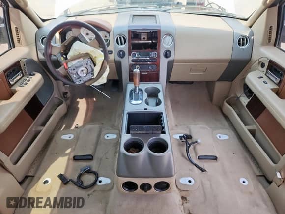 2008 Ford F-150 XLT with VIN 1FTPW14V08KE56881, listed as a Copart auction lot 71436695 with 232,916 mi miles and Clean title. Bid and sale history available at DreamBid. Image 8.