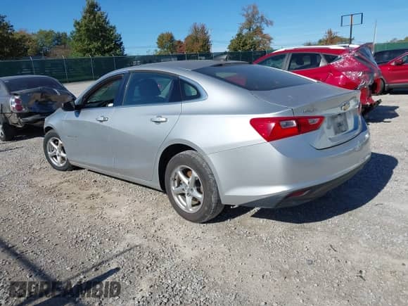 2017 Chevrolet Malibu LS с VIN 1G1ZB5STXHF269209, выставлен на аукционе IAAI как лот 43509894 с пробегом 124 526 миль миль и . История ставок и продаж доступна на DreamBid. Изображение 3.