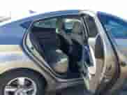 2015 Hyundai Elantra SE z VIN 5NPDH4AE2FH606617, wystawiony jako IAAI lot #43347992 z przebiegiem 110 281 mil mil oraz . Historia ofert i sprzedaży dostępna na DreamBid. Obrazek 8.