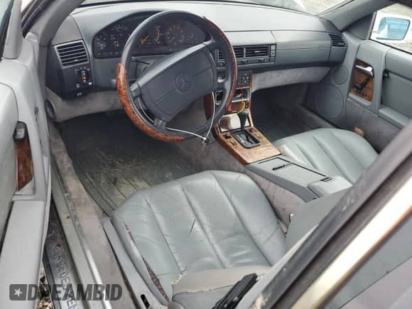 1991 Mercedes-Benz 300 с VIN WDBFA61E3MF015341, выставлен на аукционе Copart как лот 49173335 с пробегом 160 319 миль миль и Чистый • Clean title. История ставок и продаж доступна на DreamBid. Изображение 8.