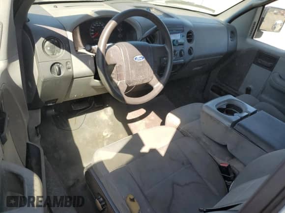 2004 Ford F-150 STX z VIN 1FTRX12W94NB30510, wystawiony jako Copart lot #80394135 z przebiegiem 189 399 mil mil oraz Szkoda całkowita • Salvage title. Historia ofert i sprzedaży dostępna na DreamBid. Obrazek 8.