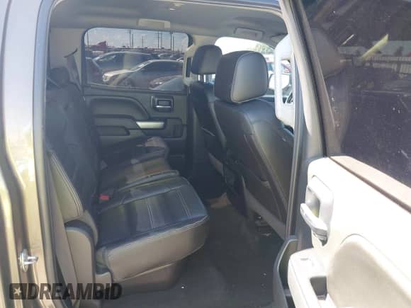 2014 Chevrolet Silverado 1500 LT with VIN 3GCUKREC0EG487593, listed as a IAAI auction lot 43311684 with 164,950 mi miles and . Bid and sale history available at DreamBid. Image 5.