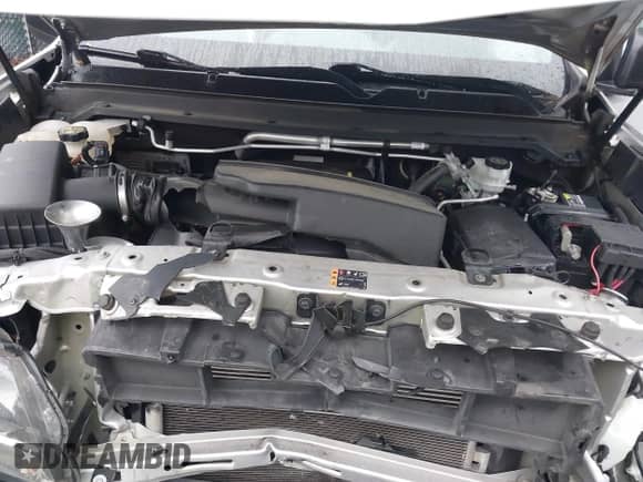 2020 Chevrolet Colorado 2WD Work Truck z VIN 1GCGSBEA5L1142784, wystawiony jako IAAI lot #41983363 z przebiegiem 121 734 mil mil oraz . Historia ofert i sprzedaży dostępna na DreamBid. Obrazek 10.