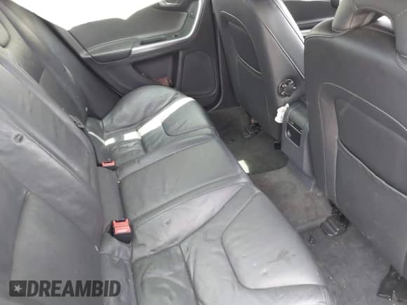 2013 Volvo S60 T6 R-Design Platinum с VIN YV1902FH6D2196210, выставлен на аукционе IAAI как лот 42623606 с пробегом 335 031 миль миль и . История ставок и продаж доступна на DreamBid. Изображение 8.