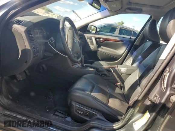 2009 Volvo S60 2.5T с VIN YV1RH592392733320, выставлен на аукционе Copart как лот 71502645 с пробегом 123 064 миль миль и Списание • Salvage title. История ставок и продаж доступна на DreamBid. Изображение 7.