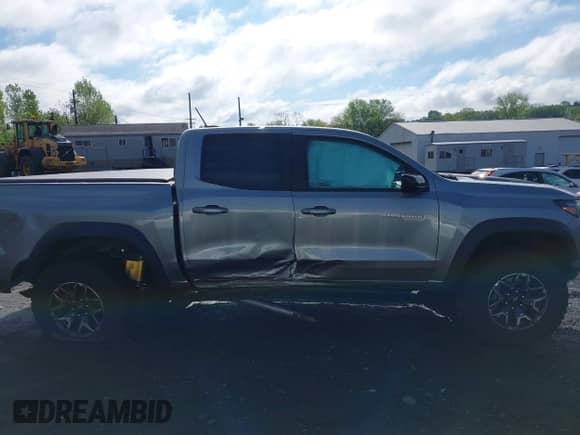 2024 Chevrolet Colorado 4WD ZR2 с VIN 1GCPTFEK4R1287384, выставлен на аукционе IAAI как лот 42201247 с пробегом 13 053 миль миль и . История ставок и продаж доступна на DreamBid. Изображение 13.