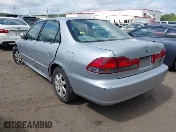 2001 Honda Accord EX with VIN 1HGCG56651A052433, listed as a IAAI auction lot 42953832 with 220,000 mi miles and . Bid and sale history available at DreamBid. Image 3.