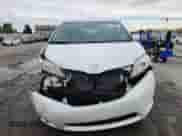 2015 Toyota Sienna XLE with VIN 5TDYK3DC6FS576944, listed as a Copart auction lot 86149425 with 57,182 mi miles and Salvage title. Bid and sale history available at DreamBid. Image 5.