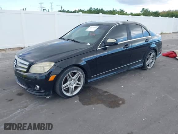 2009 Mercedes-Benz C 300 Sport с VIN WDDGF54X49F225037, выставлен на аукционе IAAI как лот 43177105 с пробегом 227 516 миль миль и . История ставок и продаж доступна на DreamBid. Изображение 2.