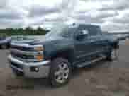 2017 Chevrolet Silverado 2500HD LTZ с VIN 1GC1KWEY8HF139608, выставлен на аукционе Copart как лот 64489745 с пробегом 204 545 миль миль и Списание • Salvage title. История ставок и продаж доступна на DreamBid. Изображение 1.