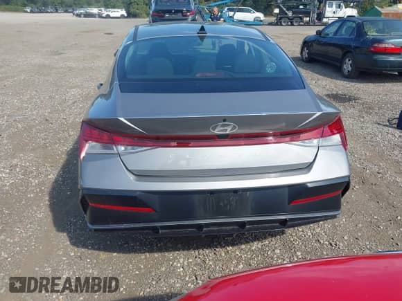 2024 Hyundai Elantra SEL with VIN KMHLS4DG4RU694067, listed as a IAAI auction lot 43202023 with 17,941 mi miles and . Bid and sale history available at DreamBid. Image 16.