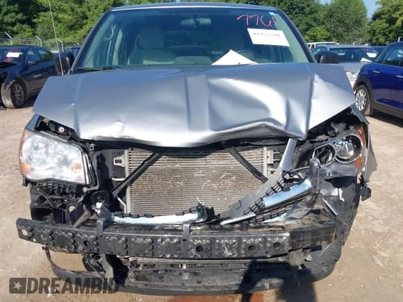 2014 Dodge Grand Caravan SE z VIN 2C4RDGBG6ER362491, wystawiony jako IAAI lot #42977761 z przebiegiem 240 771 mil mil oraz . Historia ofert i sprzedaży dostępna na DreamBid. Obrazek 6.
