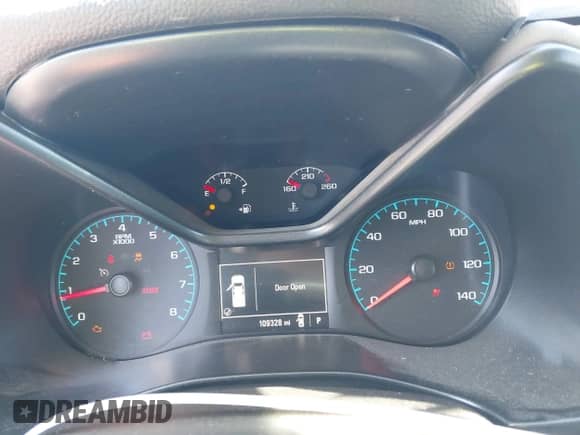 2018 Chevrolet Colorado 2WD Work Truck z VIN 1GCHSBENXJ1194805, wystawiony jako IAAI lot #42131902 z przebiegiem 109 328 mil mil oraz . Historia ofert i sprzedaży dostępna na DreamBid. Obrazek 7.