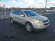 2009 Chevrolet Traverse 2LT с VIN 1GNER23D39S154328, выставлен на аукционе IAAI как лот 43576679 с пробегом 206 519 миль миль и . История ставок и продаж доступна на DreamBid. Изображение 1.