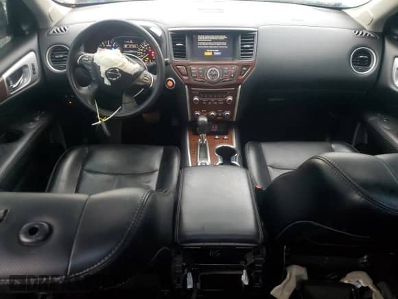 2019 Nissan Pathfinder SV with VIN 5N1DR2MM4KC584447, listed as a Copart auction lot 86999965 with 63,410 mi miles and Clean title. Bid and sale history available at DreamBid. Image 8.