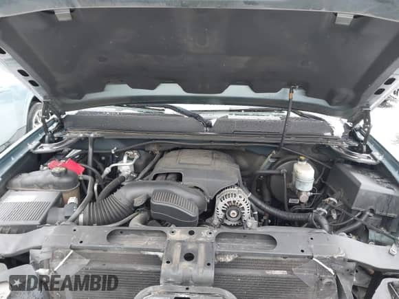 2011 GMC Sierra 1500 SLT z VIN 3GTP2WE37BG367684, wystawiony jako IAAI lot #41558779 z przebiegiem 102 087 mil mil oraz . Historia ofert i sprzedaży dostępna na DreamBid. Obrazek 10.