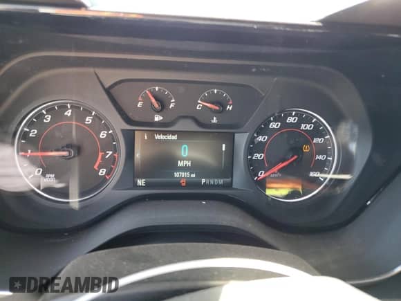 2018 Chevrolet Camaro 1LT z VIN 1G1FB1RS8J0137244, wystawiony jako Copart lot #68961385 z przebiegiem 107 015 mil mil oraz Szkoda całkowita • Salvage title. Historia ofert i sprzedaży dostępna na DreamBid. Obrazek 9.