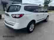 2016 Chevrolet Traverse LS с VIN 1GNKRFED2GJ236027, выставлен на аукционе Copart как лот 86132285 с пробегом 117 234 миль миль и Списание • Salvage title. История ставок и продаж доступна на DreamBid. Изображение 3.