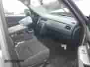 2009 Chevrolet Avalanche LS z VIN 3GNFK12059G261860, wystawiony jako IAAI lot #41917465 z przebiegiem 91 537 mil mil oraz . Historia ofert i sprzedaży dostępna na DreamBid. Obrazek 5.