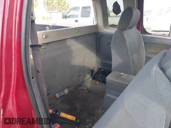 2002 Nissan Frontier XE with VIN 1N6DD26S22C301796, listed as a IAAI auction lot 43385237 with Not provided miles and . Bid and sale history available at DreamBid. Image 8.