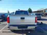 2015 Chevrolet Silverado 2500HD LT z VIN 1GC1KVE83FF653342, wystawiony jako IAAI lot #41970275 z przebiegiem 130 535 mil mil oraz . Historia ofert i sprzedaży dostępna na DreamBid. Obrazek 17.
