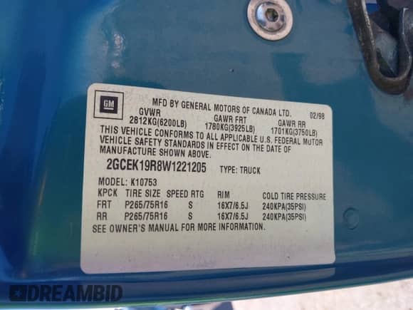 1998 Chevrolet Silverado 1500 z VIN 2GCEK19R8W1221205, wystawiony jako IAAI lot #42741835 z przebiegiem 59 925 mil mil oraz . Historia ofert i sprzedaży dostępna na DreamBid. Obrazek 9.
