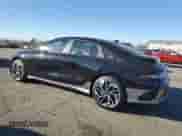 2025 Hyundai Ioniq 6 SEL z VIN KMHM34AC0SA088520, wystawiony jako Copart lot #79506554 z przebiegiem 106 mil mil oraz Szkoda całkowita • Salvage title. Historia ofert i sprzedaży dostępna na DreamBid. Obrazek 2.