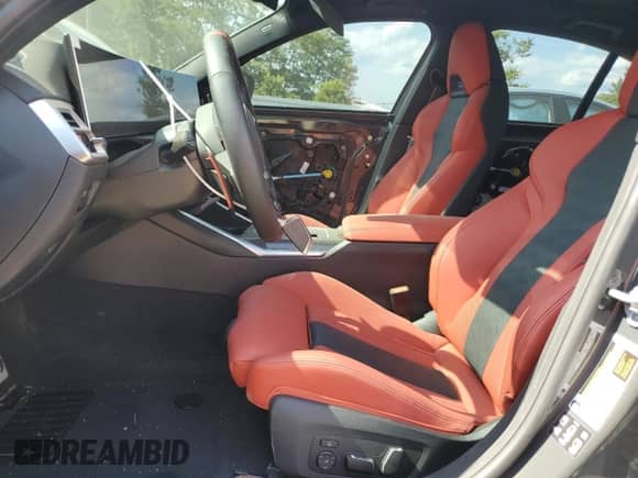 2025 BMW M3 Competition xDrive с VIN WBS33HJ0XSFT90597, выставлен на аукционе Copart как лот 65596505 с пробегом 3 607 миль миль и Списание • Salvage title. История ставок и продаж доступна на DreamBid. Изображение 7.