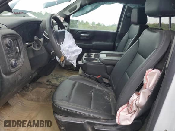 2024 Chevrolet Silverado 2500HD Work Truck z VIN 2GC4YLE76R1240298, wystawiony jako Copart lot #58204195 z przebiegiem 23 460 mil mil oraz Szkoda całkowita • Salvage title. Historia ofert i sprzedaży dostępna na DreamBid. Obrazek 7.