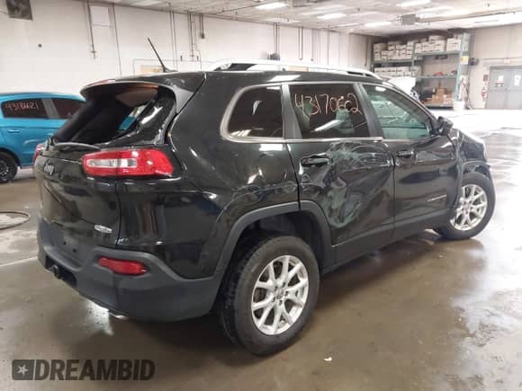 2014 Jeep Cherokee Latitude с VIN 1C4PJMCS0EW265280, выставлен на аукционе IAAI как лот 43170602 с пробегом 113 691 миль миль и . История ставок и продаж доступна на DreamBid. Изображение 4.