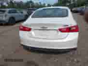 2017 Chevrolet Malibu Premier z VIN 1G1ZH5SX3HF112882, wystawiony jako IAAI lot #43244962 z przebiegiem 79 550 mil mil oraz . Historia ofert i sprzedaży dostępna na DreamBid. Obrazek 16.