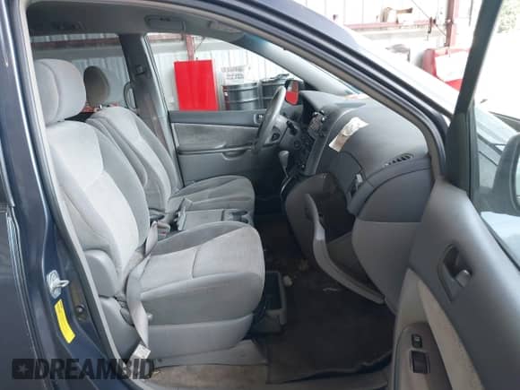 2008 Toyota Sienna CE с VIN 5TDZK23C88S108460, выставлен на аукционе IAAI как лот 43068753 с пробегом 112 557 миль миль и . История ставок и продаж доступна на DreamBid. Изображение 5.