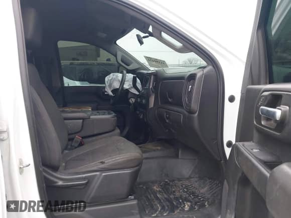 2020 Chevrolet Silverado 2500HD Work Truck z VIN 1GC1YLEYXLF229316, wystawiony jako IAAI lot #41180434 z przebiegiem 197 174 mil mil oraz . Historia ofert i sprzedaży dostępna na DreamBid. Obrazek 5.