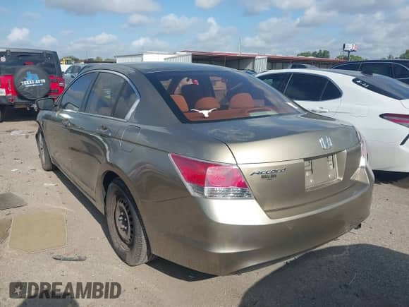 2009 Honda Accord LX with VIN 1HGCP263X9A125098, listed as a IAAI auction lot 43101217 with 200,832 mi miles and . Bid and sale history available at DreamBid. Image 3.