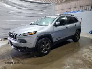 2016 Jeep Cherokee Latitude with VIN 1C4PJMCB6GW267800, listed as a Copart auction lot 53686065 with 121,590 mi miles and Salvage title. Bid and sale history available at DreamBid. Image 1.