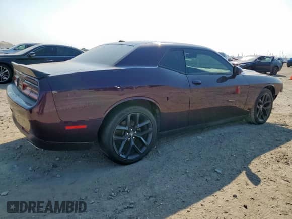 2021 Dodge Challenger SXT with VIN 2C3CDZAG5MH560149, listed as a Copart auction lot 80901025 with 75,121 mi miles and Salvage title. Bid and sale history available at DreamBid. Image 3.