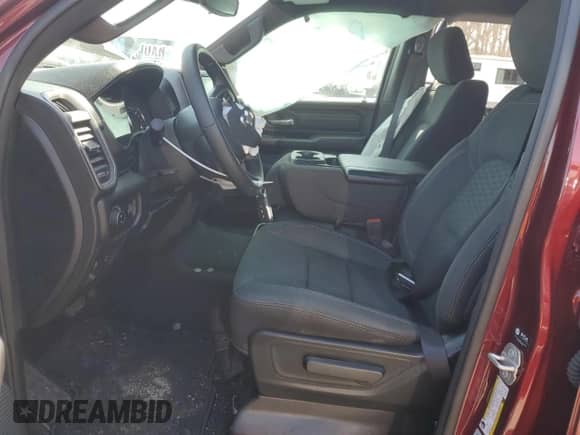 2025 Ram 1500 Tradesman z VIN 1C6RRFCG0SN554757, wystawiony jako Copart lot #51155325 z przebiegiem 12 045 mil mil oraz Szkoda całkowita • Salvage title. Historia ofert i sprzedaży dostępna na DreamBid. Obrazek 7.