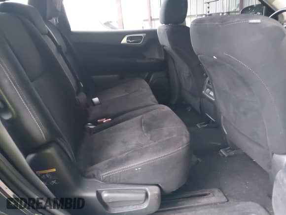 2014 Nissan Pathfinder S z VIN 5N1AR2MNXEC681281, wystawiony jako IAAI lot #41462343 z przebiegiem 192 852 mil mil oraz . Historia ofert i sprzedaży dostępna na DreamBid. Obrazek 8.